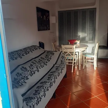 Apartment New In Balaia Gardens